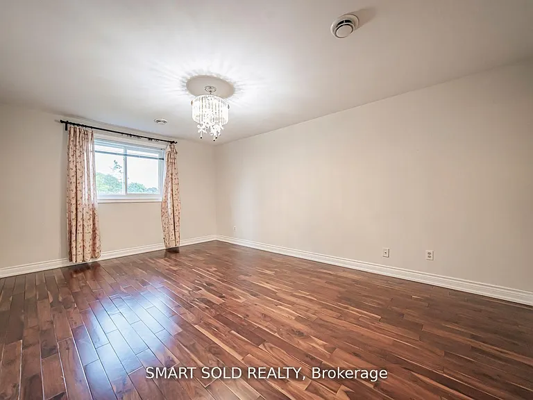 120 Abbeywood Trl — Photo 16