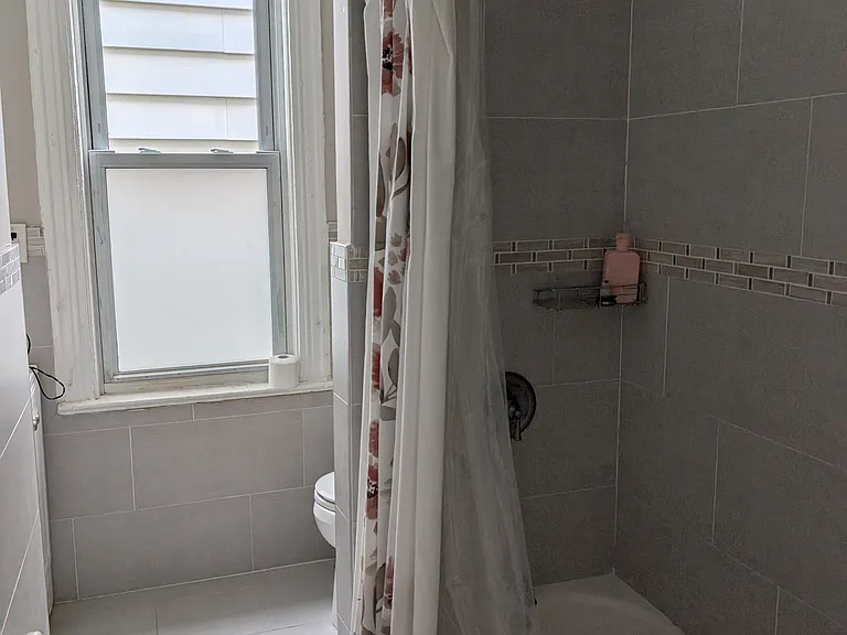 129 Arlington Ave — Photo 11