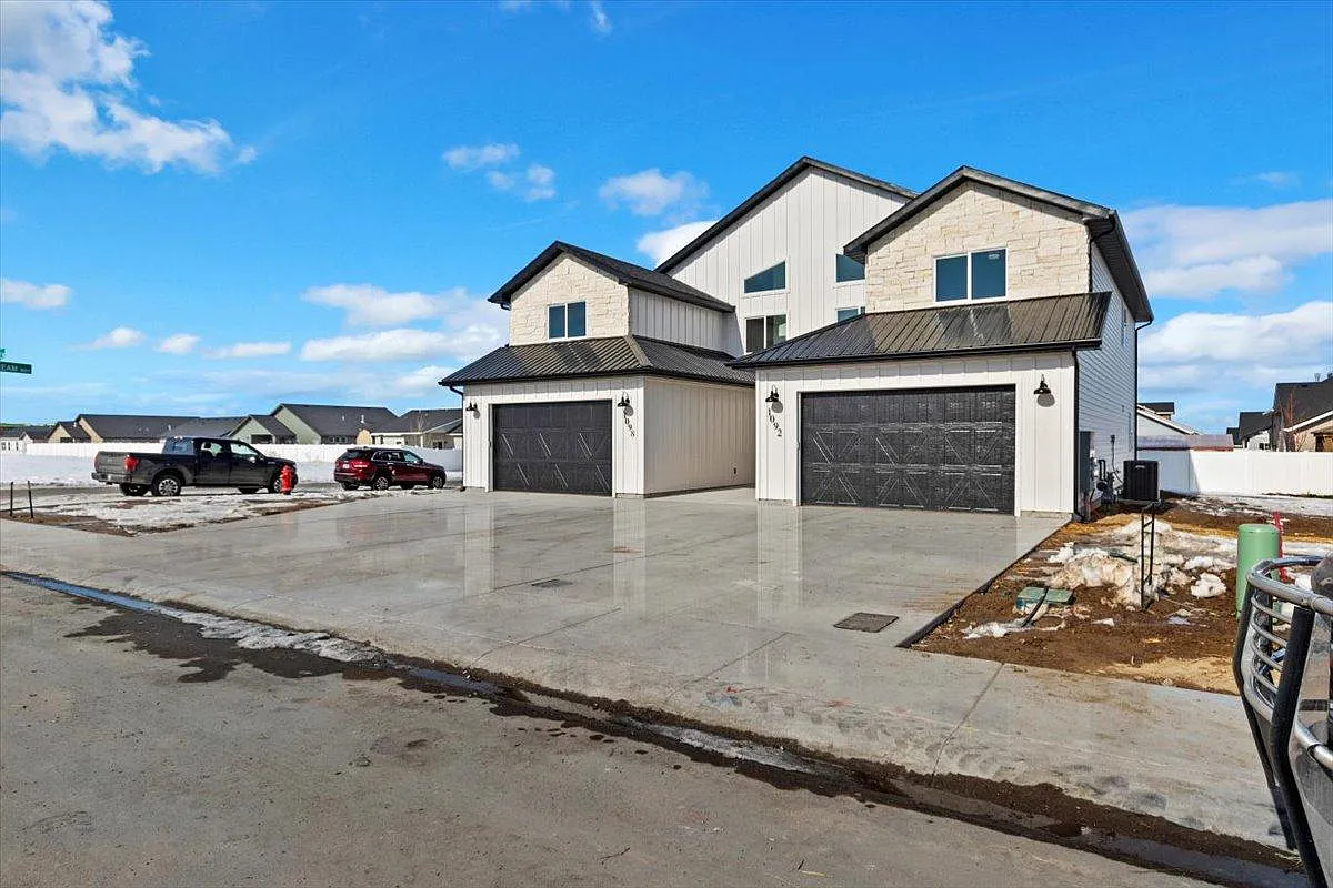 Building Photo - 1092 Frank Henry Rd