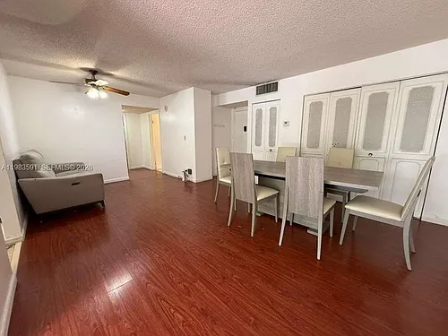 16909 N Bay Rd #211 Photo 1