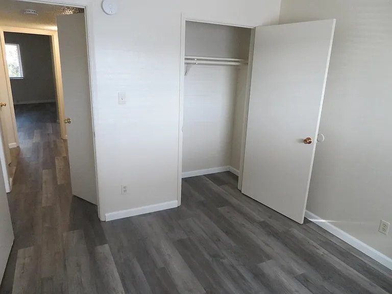 4617 Ashdale Ct #4 — Photo 10