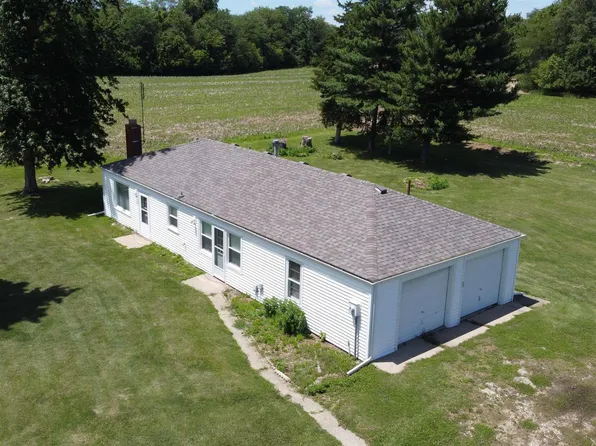16017 W Devils Washboard Rd, Glasford, IL 61533
