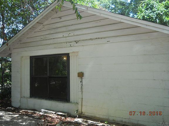 4th image of 5820 W Jackson St #B