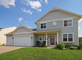 5040 Woodland Ct, Shakopee, MN 55379
