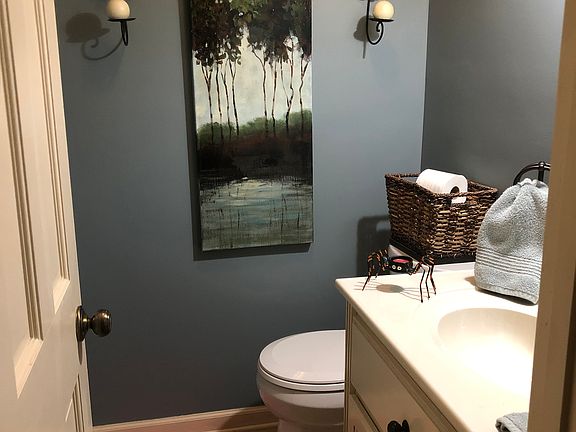 Powder room