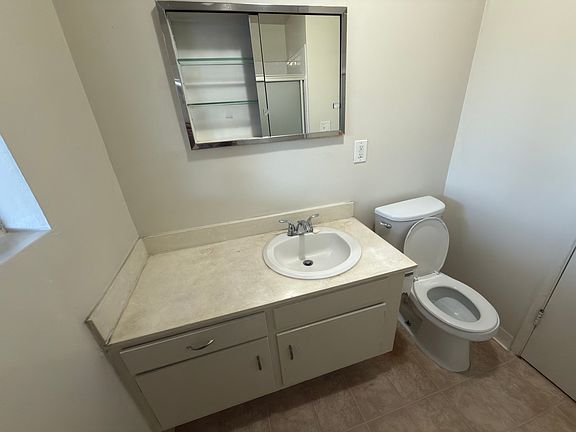5th image of 16760 Devonshire St APT 19