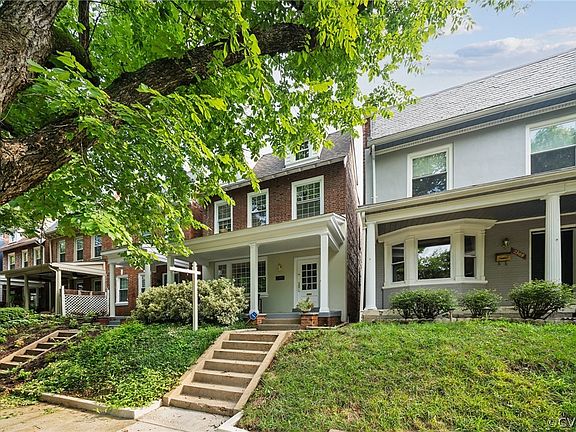 4th image of 2310 Rosewood Ave