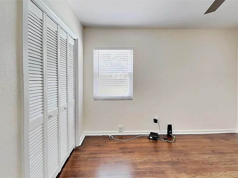 270 W Pineloch Ave — Photo 11