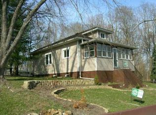 1237 Kinyon, South Bend, IN 46637