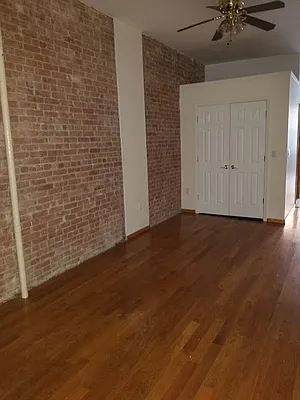 Rented by Dyer Estate Mgmt | media 5