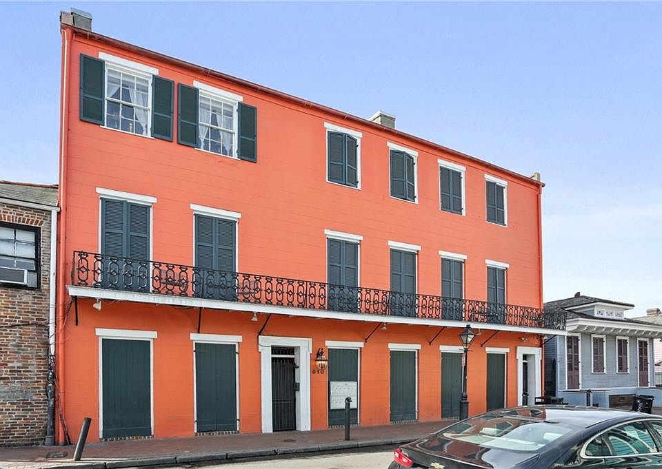 1st image of 810 Saint Peter St APT 2