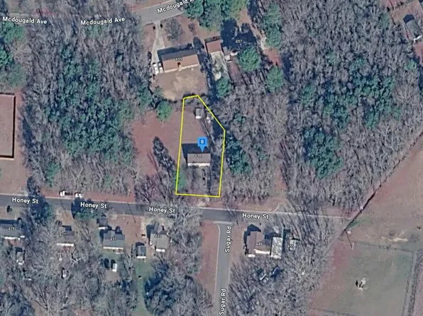436 Honey St, Laurinburg, NC 28352
