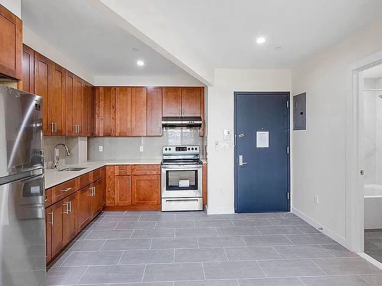 4603 8th Ave #5A — Photo 2