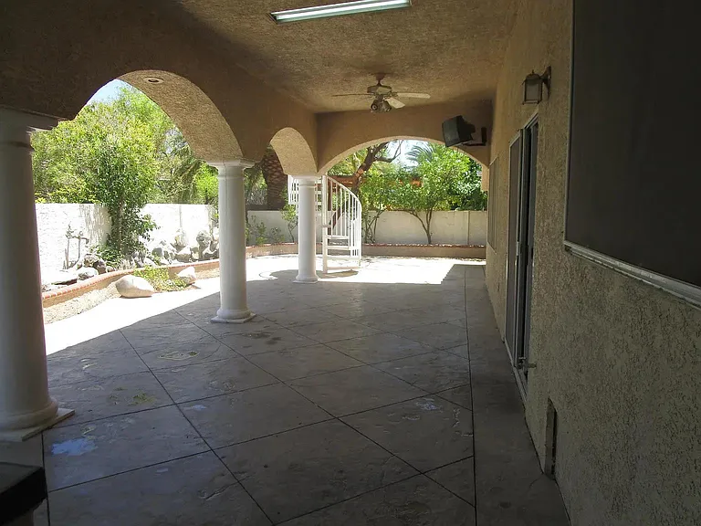 2238 Alanhurst Dr — Photo 29