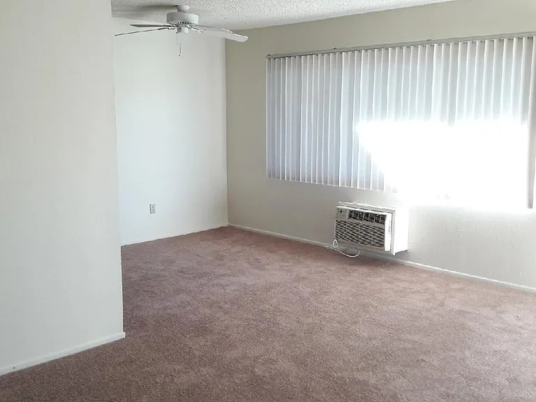 14333 Friar St — Photo 5