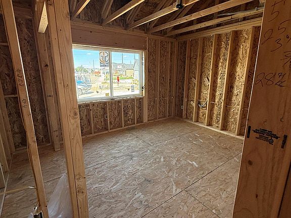 2nd image of 4548 Shale Cir