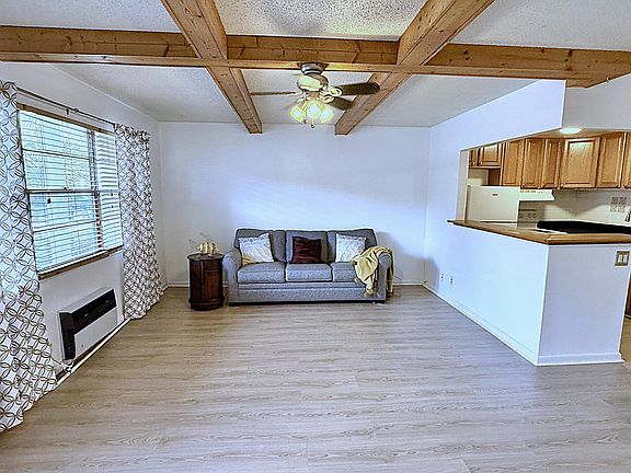 2nd image of 253 Newport P