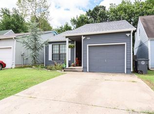 1912 W 62nd St S, Tulsa, OK 74132