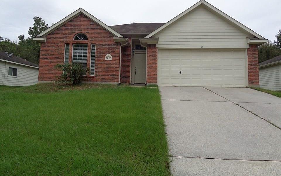 1st image of 9807 Woodhollow Dr