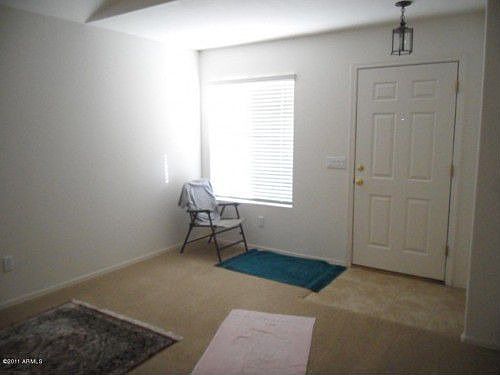 1st image of 1048 E Poncho Ln