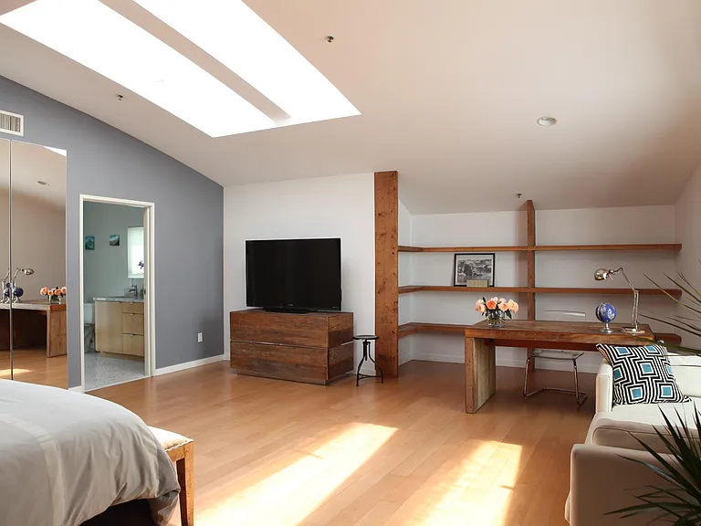 700 Main St #25 — Photo 13