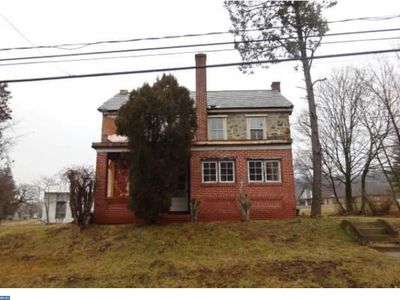 1803 Hoffmansville Rd, Frederick, PA, 19435