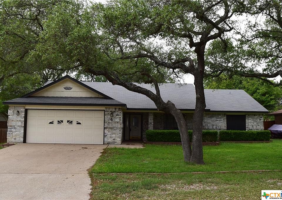 1st image of 6 Windward Dr
