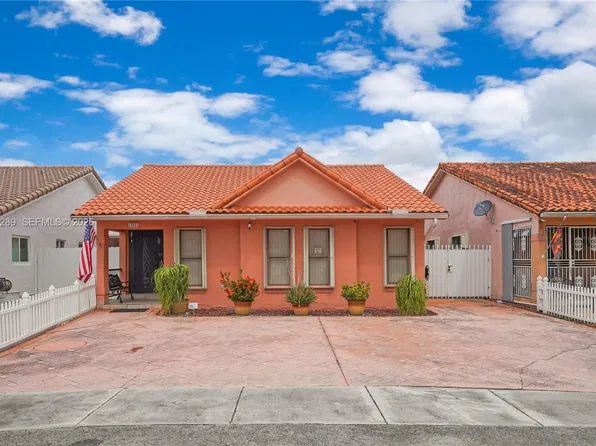10241 NW 125th St, Hialeah Gardens, FL 33018