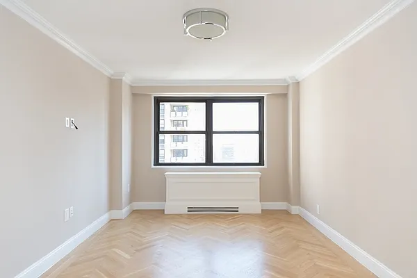 Rented by UES Management | media 4