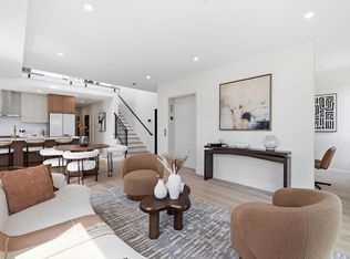 17 Holmes St #Penthouse 1, Quincy, MA 02171