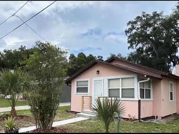 2nd image of 1139 Hazzard Ave