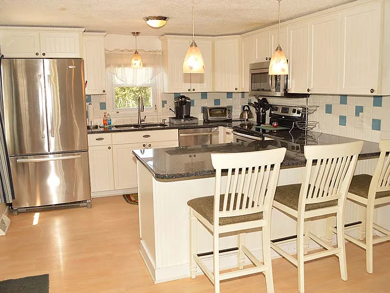 67 Chestnut Ave — Photo 4