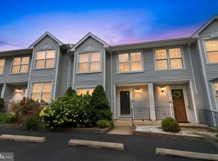 102 Roseman Ct, Newark, DE 19711