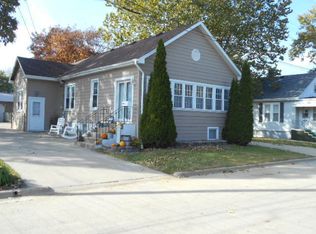 1861 Sterling St, La Salle, IL 61301