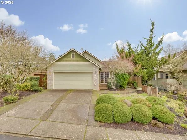 518 NW Willamette Ct, McMinnville, OR 97128