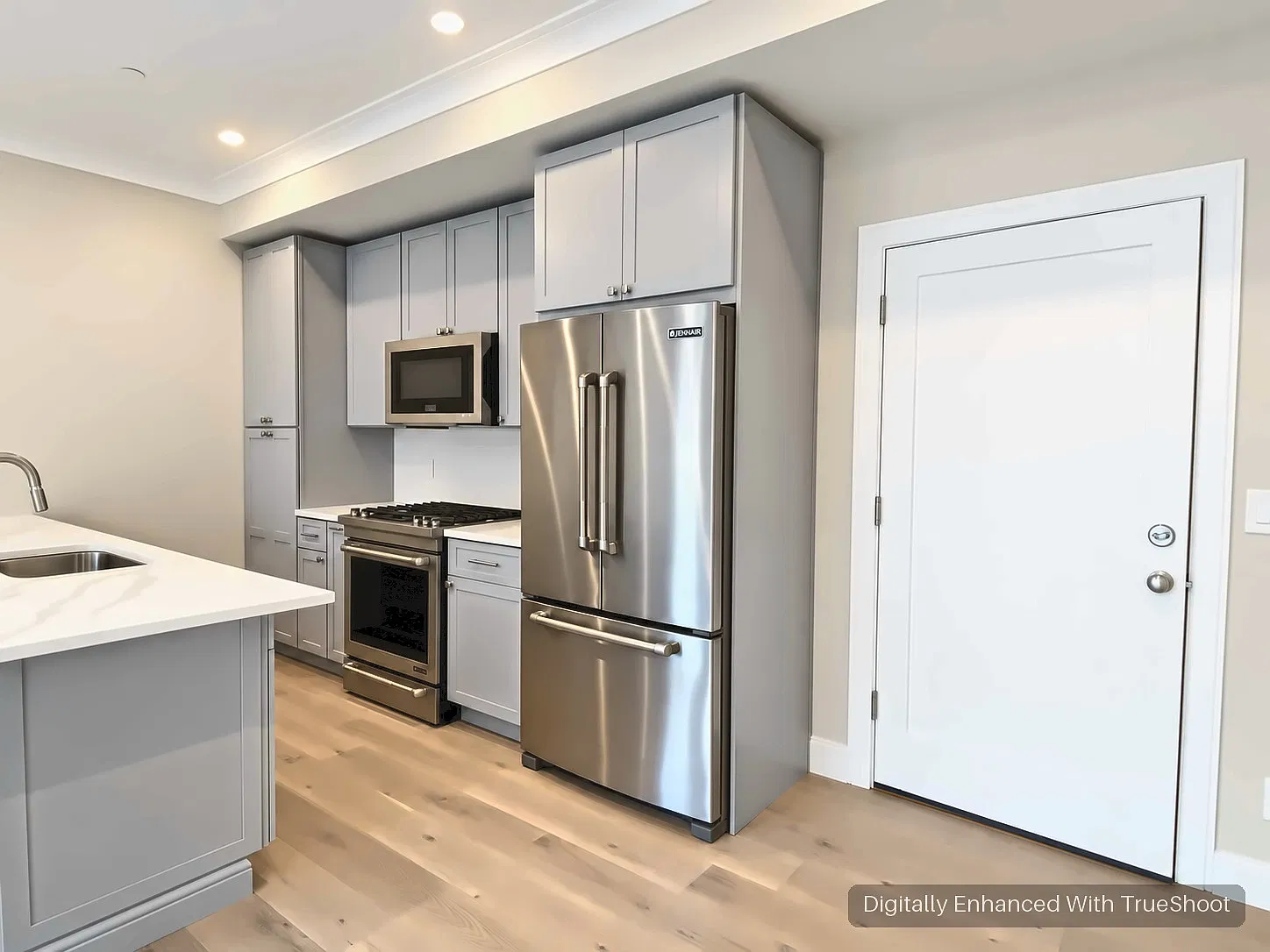 2 bed, 1028 sqft, $3,450 — Photo 3