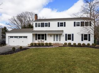 20 Florie Farm Rd, Mendham, NJ 07945