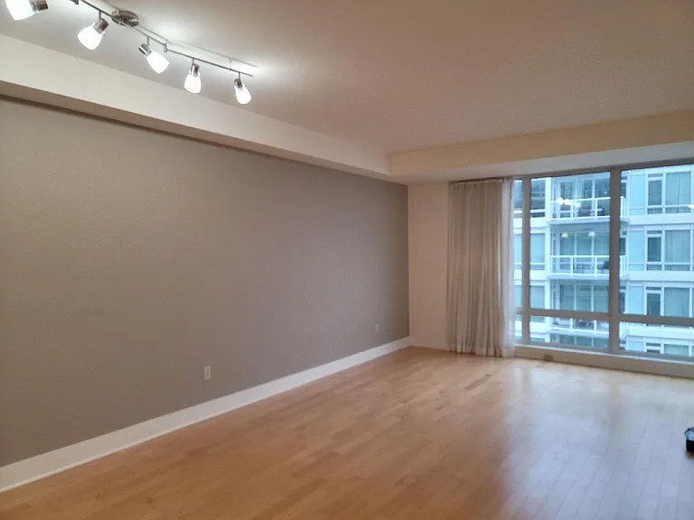 320 Washington Ave #407 — Photo 4