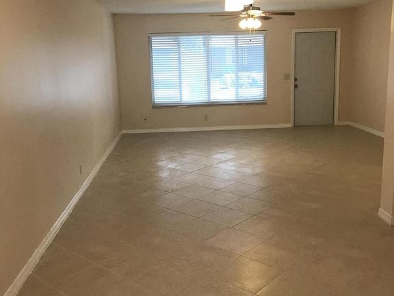 3rd image of 4683 Orleans Ct #Cc