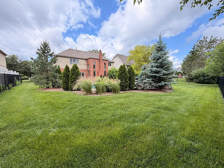 17133 Kerry Ave — Photo 30