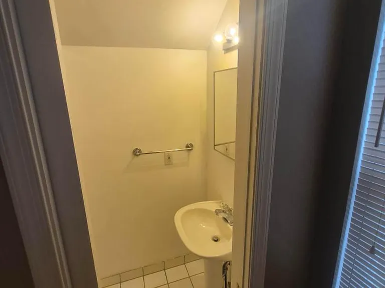 Unit Photo