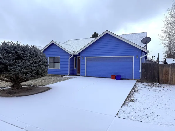 2958 SW Peridot Ave, Redmond, OR 97756