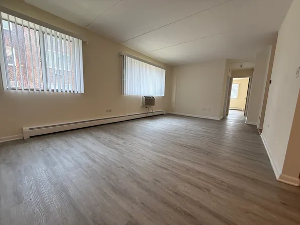 (undisclosed Address), Evanston, IL 60202