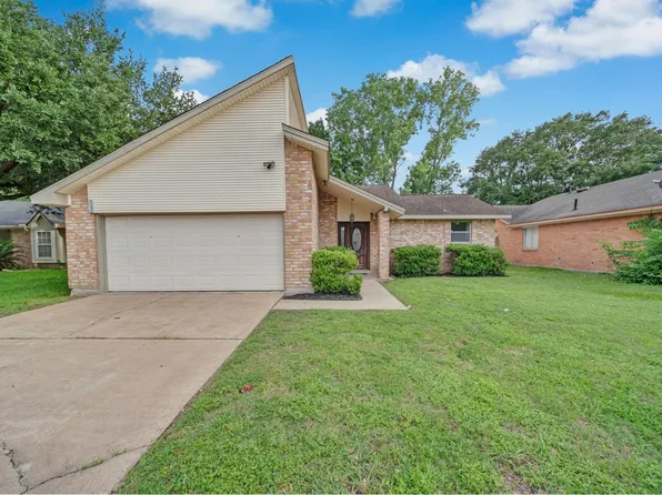 18015 Poppy Trails St, Katy, TX 77449