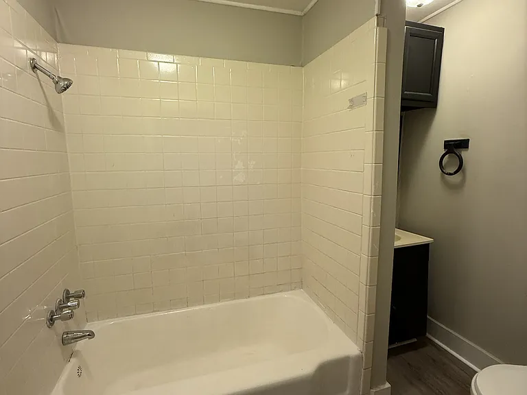115 2nd St NW — Photo 5