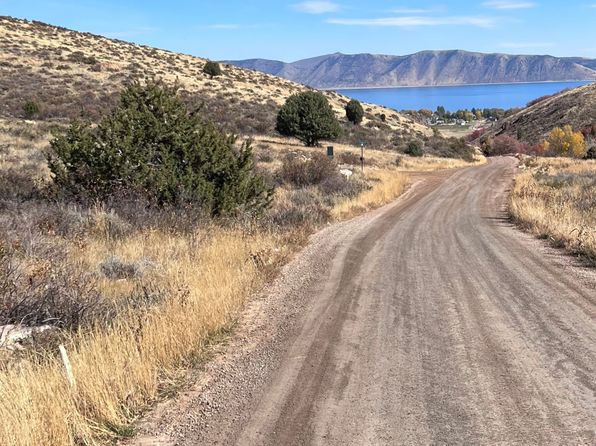 1187 W Cedar Ln, Garden City, UT 84028