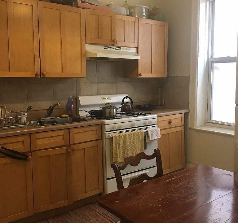 1st image of 314 19th St APT 1F