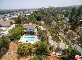 19943 Redwing St, Woodland Hills, CA 91364