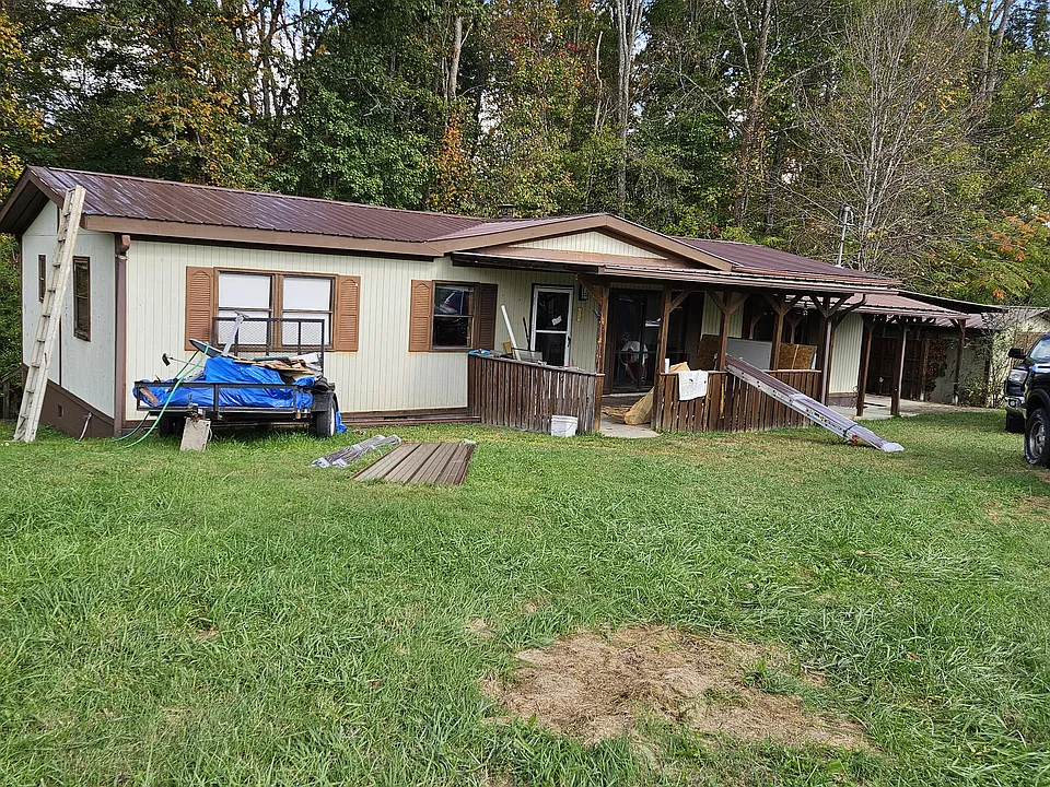 135 Kennedy Ln