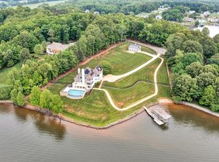 960 Three Quarter Point Rd, Wirtz, VA 24184